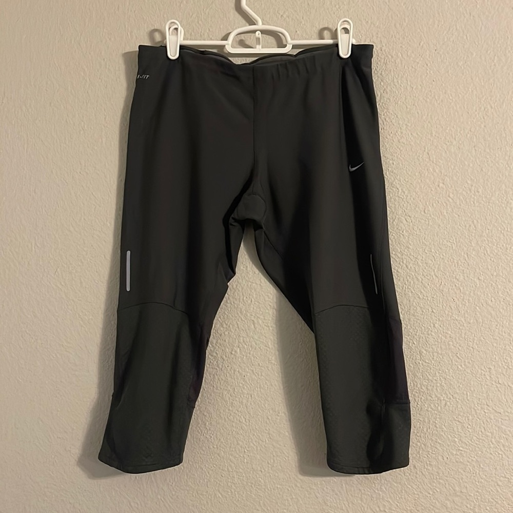 Nike running crops